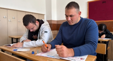 Gençler Gerçek Sınav Atmosferini Yaşadı; Büyükşehir’in Deneme Sınavına Yoğun İlgi