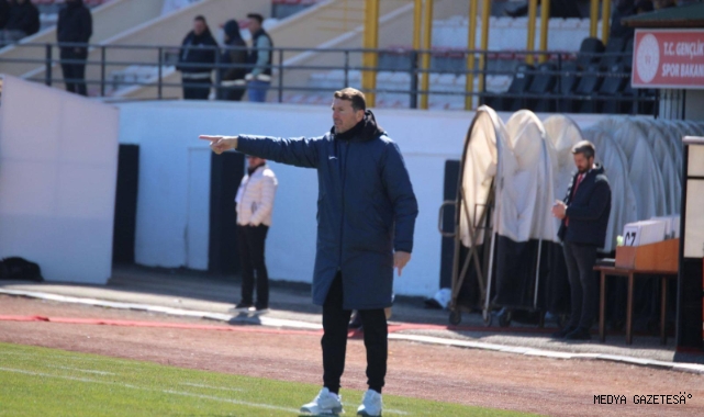 -İstiklalspor’da Bayram Bektaş dönemi bitti