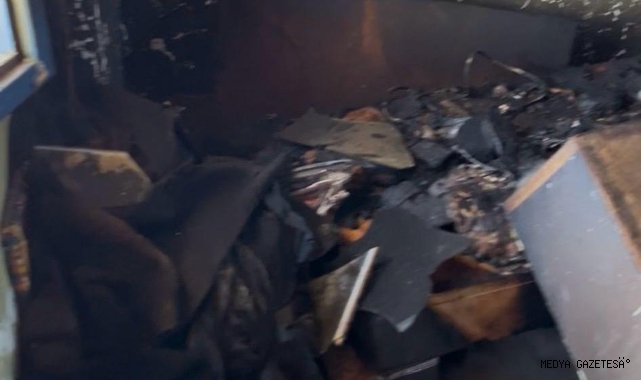 -Kahramanmaraş’ta Ev Yangını: 1 Kişi Hayatını Kaybetti