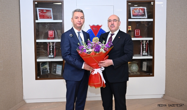 KSÜ’de Rektörlük Devir Teslim Töreni Gerçekleştirildi