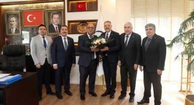 Mehmet Akpınar, Dulkadiroğlu Belediyesi’nde Muhasebeciler Odasını Ağırladı