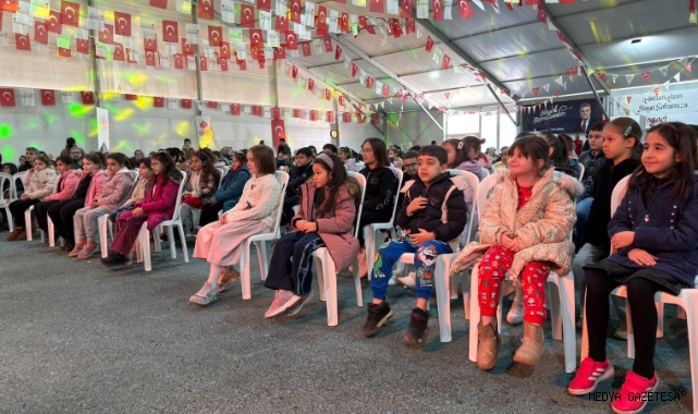 Ramazan’ın En Tatlı Sofrası Kuruldu, Çocuklar Tekne Orucuyla İftarını Açtı