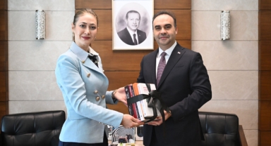 Zühal Karakoç Dora’dan Depremzede Esnafa KOSGEB Müjdesi: 29 İşletmeye Özel Çözüm İçin Mehmet Fatih Kacır ile Kritik Görüşme