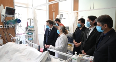 AK Parti Sağlık Politikalarından Sorumlu Genel Başkan Yardımcısı Halit Yerebakan, KSÜ Tıp Fakültesi Hastanesi’nde Yaralıları Ziyaret Etti