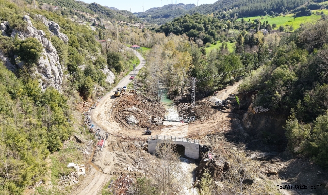 Andırın Kırsalında Ulaşıma Güç Katacak Yeni Köprü