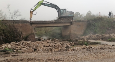 Büyükşehir, Andırın Kırsalında Köprü Projesine Başladı