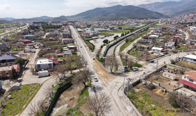 Büyükşehir’den Türkoğlu Şekeroba’nın Ulaşım Altyapısına Güçlü Dokunuş