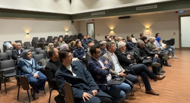 Büyükşehir’in Yazarlık Akademisinde “Eleştirinin Eleştirisi” Konuşuldu