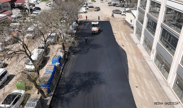 Büyükşehir, Toptancılar Sitesi Yollarını Yeniliyor