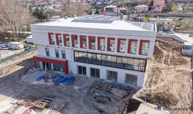 Elbistan’ın Yeni Kütüphanesinde Sona Doğru