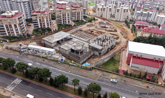 Kahramanmaraş’ın Yeni Nesil Gençlik ve Spor Kompleksi Hızla Yükseliyor