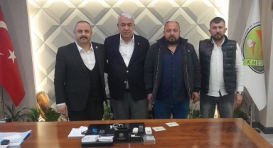 Ülkü Ocakları Türkoğlu İlçe Başkanlığı’ndan Esnaf ve Sanatkârlar Odaları Birliği Başkanı Ahmet Kuybu’ya Destek Ziyareti