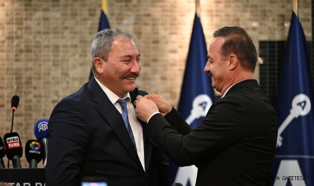 YAVUZ AĞIRALİOĞLU: YÜZDE KAÇ OY ALIRIZ İÇİN DEĞİL; TÜRK MİLLETİNE NE SAĞLAYABİLİRİZ ŞUURUYLA BİR ARADAYIZ