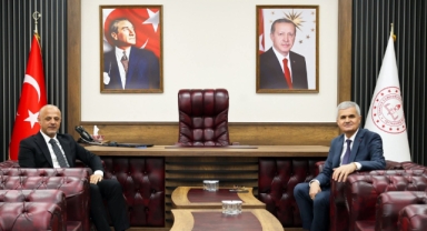 AFŞİN’DEN EĞİTİME GÜÇLÜ DESTEK: BAŞKAN KIRAÇ’TAN YENİ İL MİLLÎ EĞİTİM MÜDÜRÜ’NE ZİYARET