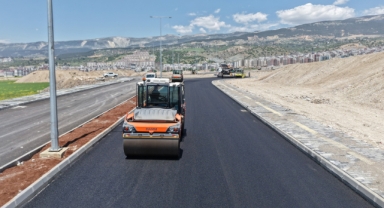 Büyükşehir, Şehir Tarihinin En Büyük Asfalt Hamlesine Start Verdi