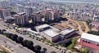 Kahramanmaraş’ın Yeni Nesil Gençlik ve Spor Kompleksi Hızla Yükseliyor