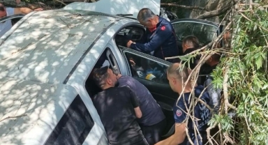 -Kahramanmaraş’ta ticari araç kanala uçtu: 4 yaralı 