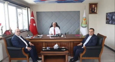 KAHRAMANMARAŞ’TA YEREL YÖNETİM VE ESNAF TEŞKİLATI GÜÇ BİRLİĞİ MESAJI VERDİ