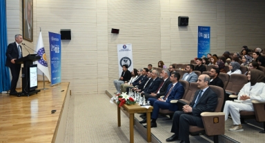 KSÜ’de “Geçmişten Geleceğe Mektuplarla Bir Araya” Projesinin Kapanış Programı Gerçekleştirildi