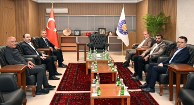 Tarım ve Orman Bakan Yardımcısı Abdulkadir Polat’tan Rektör Okumuş’a Hayırlı Olsun Ziyareti