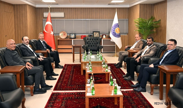 Tarım ve Orman Bakan Yardımcısı Abdulkadir Polat’tan Rektör Okumuş’a Hayırlı Olsun Ziyareti