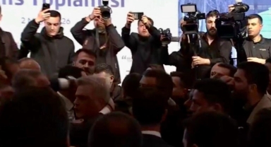 Türkiye Belediyeler Birliği Meclis Toplantısı’nda Arbede