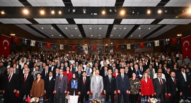 YAVUZ AĞIRALİOĞLU: BAYRAM BEREKETİ BEKLEYENLERE SEL FELAKETİYLE DARLIK DÜŞTÜ!