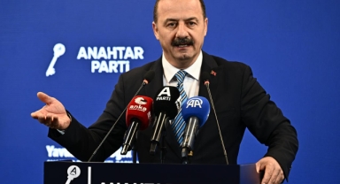 YAVUZ AĞIRALİOĞLU: TERÖRÜN OLDUĞU YERDE DURUR MUYUM?