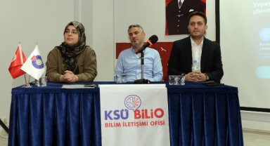 Bilim Kafe’de Geleceğin Meslekleri ve Yapay Zekâ Konuşuldu