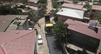 Büyükşehir, Asfalt Mesaisine Durmaksızın Devam Ediyor