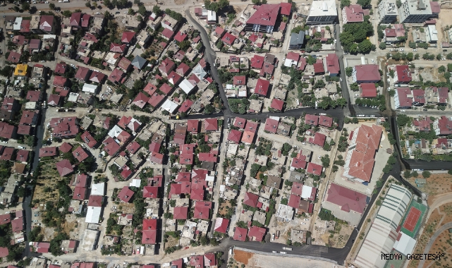 Büyükşehir, Asfalt Mesaisine Durmaksızın Devam Ediyor