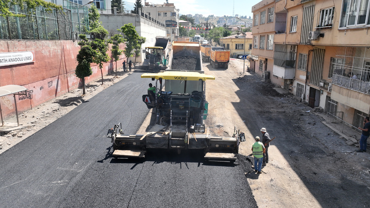 Büyükşehir’den Yeni Haftada 17 Farklı Noktada Asfalt Serimi