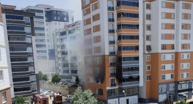 Kahramanmaraş’ta Apartman Yangını: 3 Kişi Hayatını Kaybetti