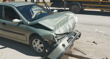 Kahramanmaraş’ta halk otobüsüne çarpan otomobil sürücüsü hayatını kaybetti