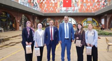 KAHRAMANMARAŞ'TA OKU-YORUM PROJESİ YIL SONU PROGRAMI GERÇEKLEŞTİRİLDİ