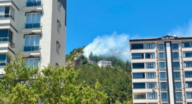 Kahramanmaraş’ta Ormanlık Alanda Çıkan Yangın Söndürüldü