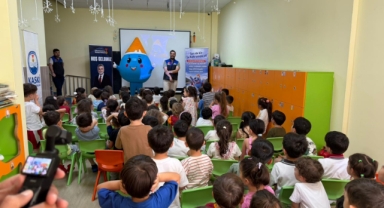 Mavi, Neşe Erberk Kreşi’nde Minik Kalplerle Buluştu