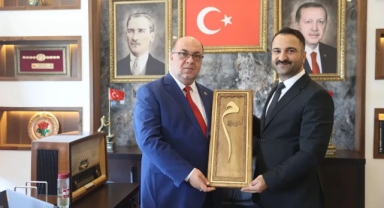MHP Dulkadiroğlu İlçe Teşkilatından Belediye Başkanı Mehmet Akpınar’a Ziyaret