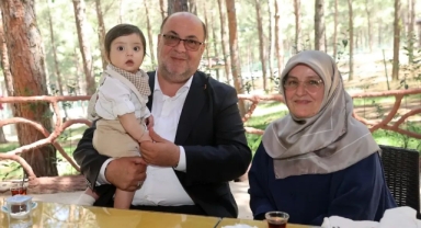 Minik Yüreklerin Kur’an Sevinci: Mustafa Sabancı 4-6 Yaş Kur’an Kursu Öğrencileri İçin Kur’an Merasimi Düzenlendi