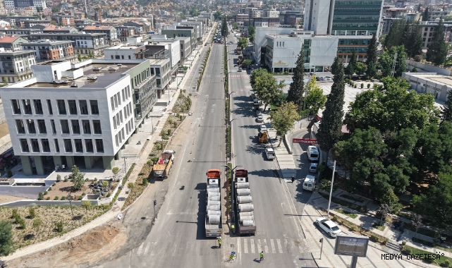 Sürücülerin Dikkatine! Azerbaycan Bulvarı’nda Altyapı Çalışması Başladı