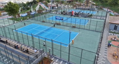 15 Temmuz Spor Vadisi’nde Ödüllü Tenis Turnuvasında Şampiyonlar Belli Oldu