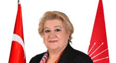 24 Temmuz Mesajında Kadın Gazetecilerin Mücadelesine Dikkat Çekti