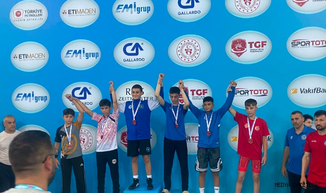 Ankara’da Minderin Zirvesi Kahramanmaraş’ın! SEM Sporcularımızdan Şampiyonluk Yağmuru