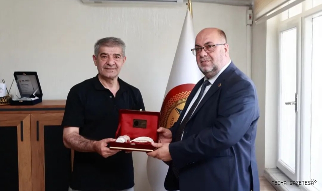 BAŞKAN AKPINAR’DAN ATTARLAR ODASI’NA ZİYARET