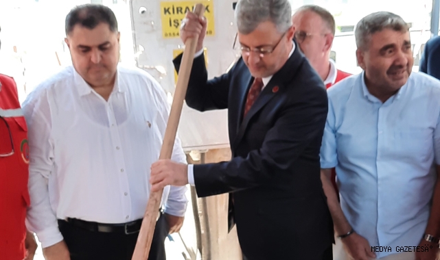 Beklenen Cemre Anadolu Yardımlaşma ve Dayanışma Derneği'nden Birlik ve Kardeşlik Buluşması: Aşure Programına Yoğun Katılım