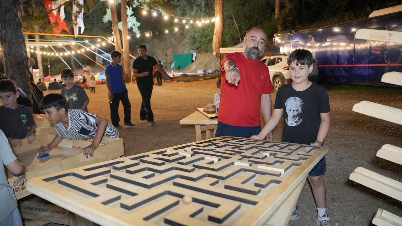 Büyükşehir’den Baba ve Oğullara Doğayla İç İçe Unutulmaz Kamp Deneyimi