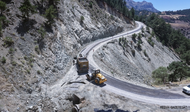 Büyükşehir’den Ekinözü Kırsalında Ulaşıma Güç Katan Yatırım