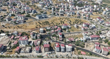 Büyükşehir, Dulkadiroğlu Aslanbey’de Asfalt Mesaisini Durmaksızın Sürdürüyor