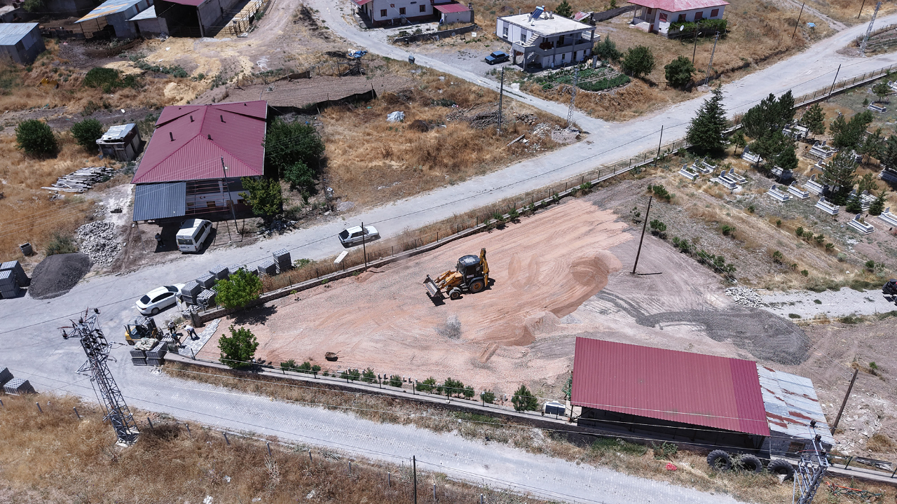 Büyükşehir, Elbistan Gündere Mezarlığı’nın Çehresini Yeniliyor