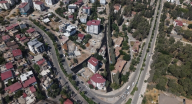 Büyükşehir, Mükremin Halil Caddesi’nde Asfalt Mesaisini Başlattı